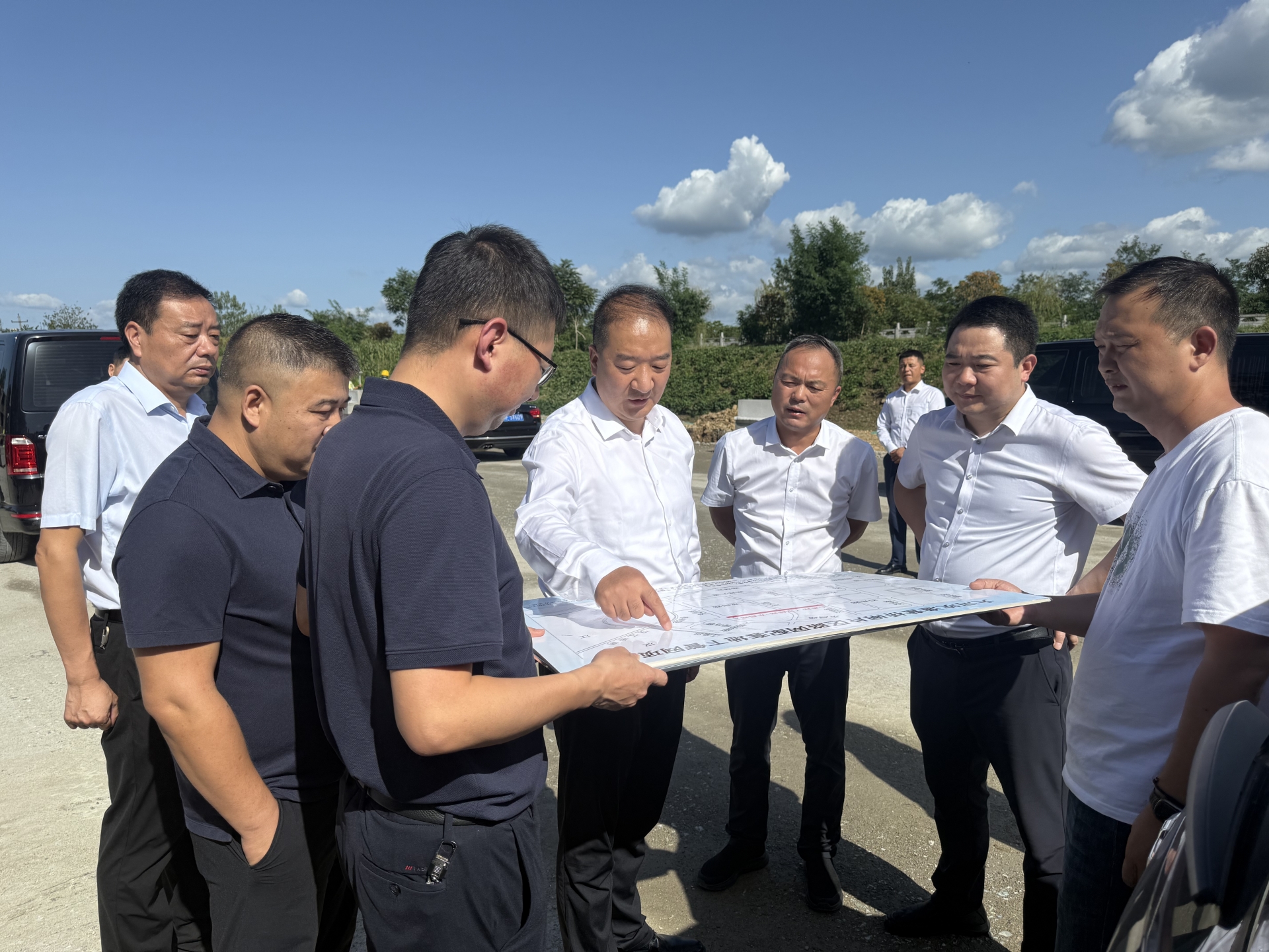 南郑区与天地建设公司召开项目座谈会  共推城市更新项目建设