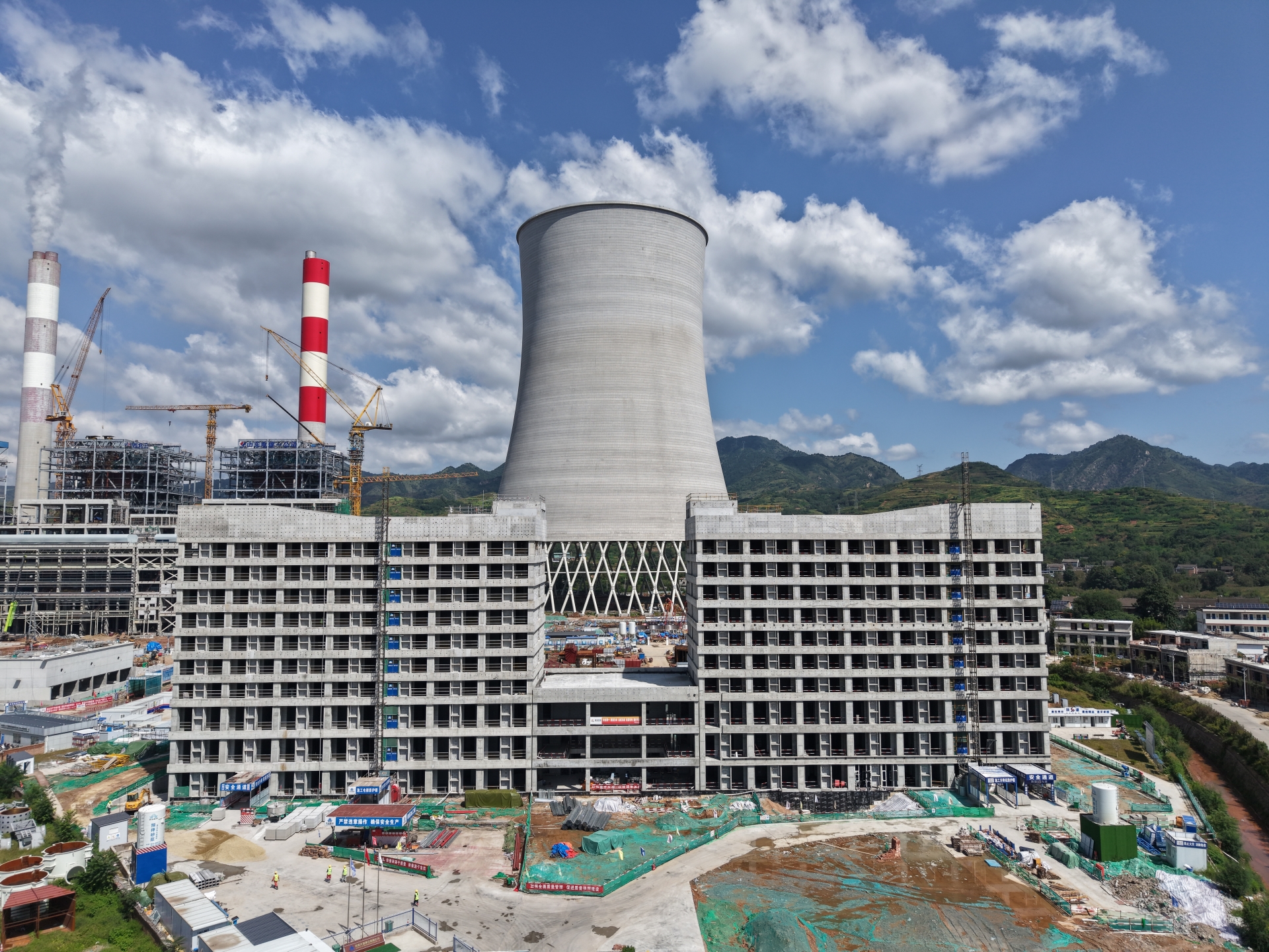 陕西商洛发电有限公司二期电厂职工宿舍和公共福利设施项目一标段