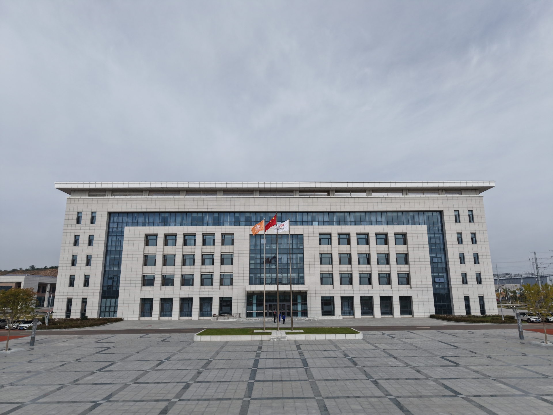 陕西金泰氯碱神木化工有限公司60万吨年高性能树脂及配套装置环保创新技术工业化示范项目综合办公区施工总承包工程一标段