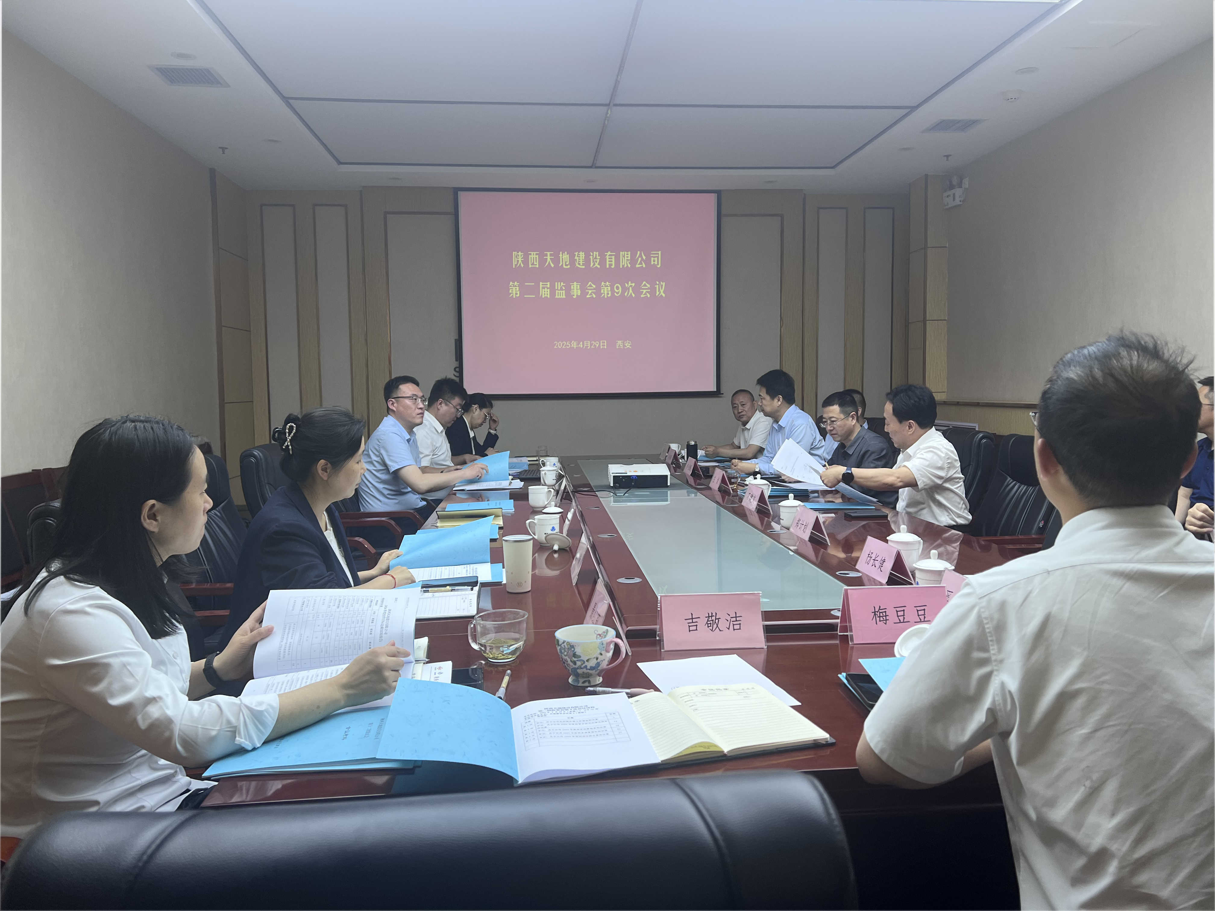 301746015866977777.jpeg 8e30b6c4ac225b96666781321ac15fc.jpg