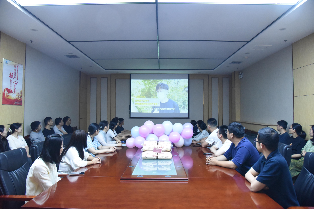 051749092402650234.png 六一图片.png